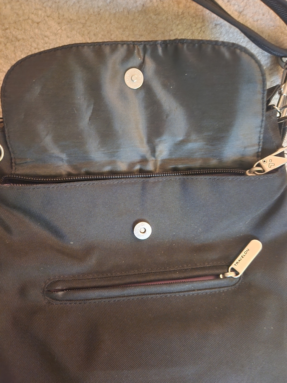 Women's Black Crossbody Shoulder Bag TRAVELON - Picture 3 of 7